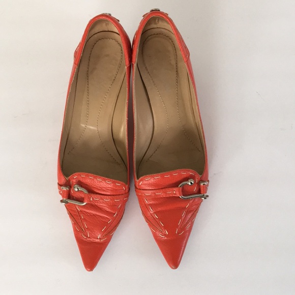 BCBGMaxAzria Shoes - SOLD 🔥BCBG Maxazria Italian Leather Shoes 7.5